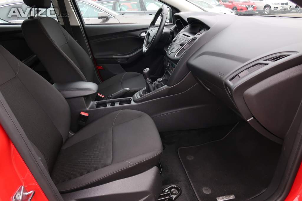 Foto inzerátu Ford Focus 1.6 i