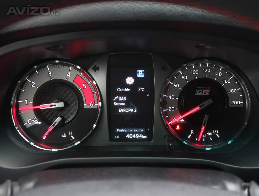 Foto inzerátu Toyota Hilux 2.8 D-4D