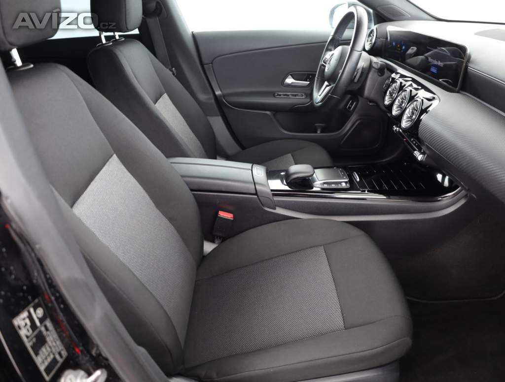 Foto inzerátu Mercedes-Benz CLA 180