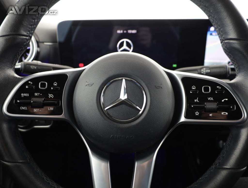 Foto inzerátu Mercedes-Benz CLA 180