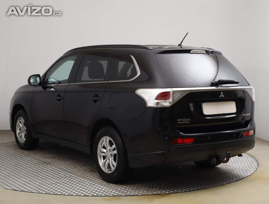 Foto inzerátu Mitsubishi Outlander 2.2 DI-D