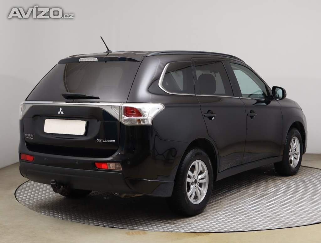 Foto inzerátu Mitsubishi Outlander 2.2 DI-D