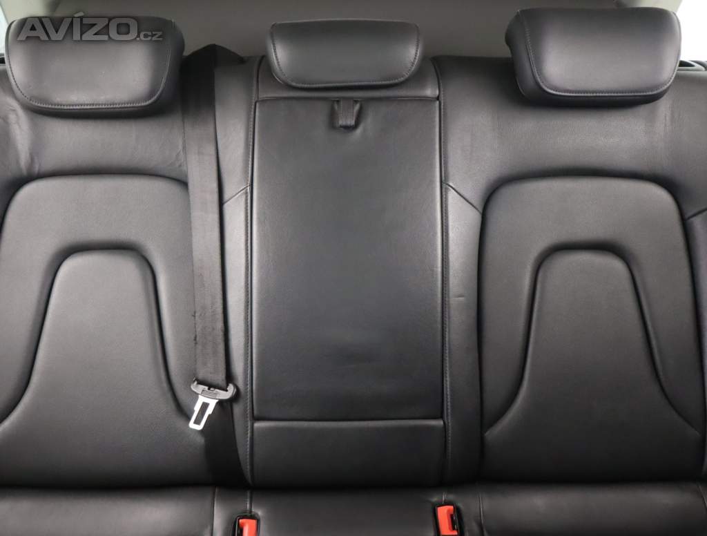 Foto inzerátu Audi A4 2.0 TDI