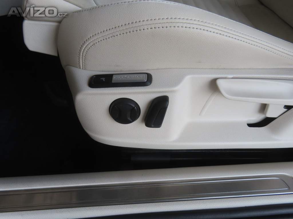 Foto inzerátu Volkswagen Passat 2.0 TDI