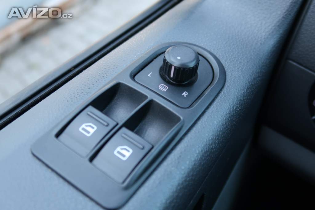 Foto inzerátu Volkswagen Transporter 2.0 TDI