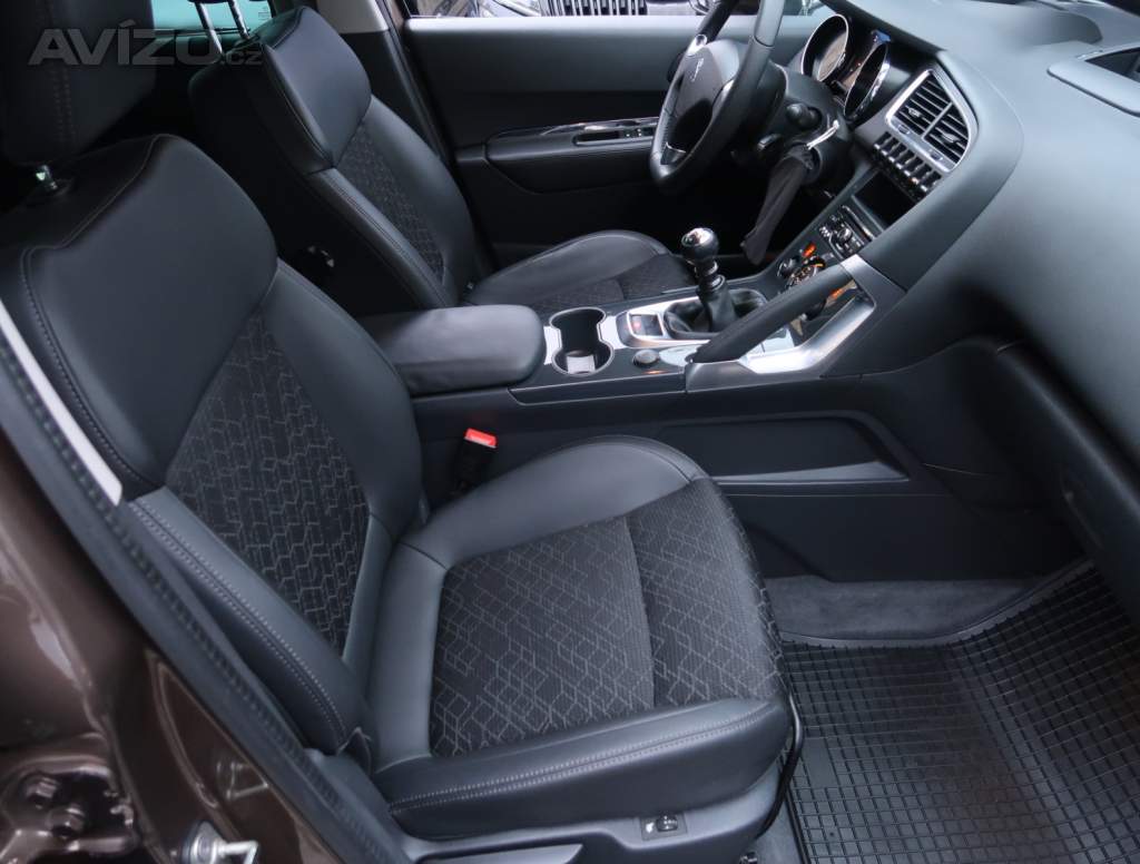 Foto inzerátu Peugeot 3008 2.0 HDi