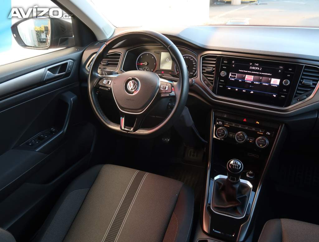 Foto inzerátu Volkswagen T-Roc 1.6 TDI