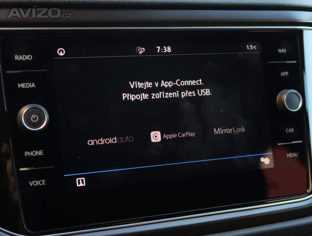 Foto inzerátu Volkswagen T-Roc 1.6 TDI