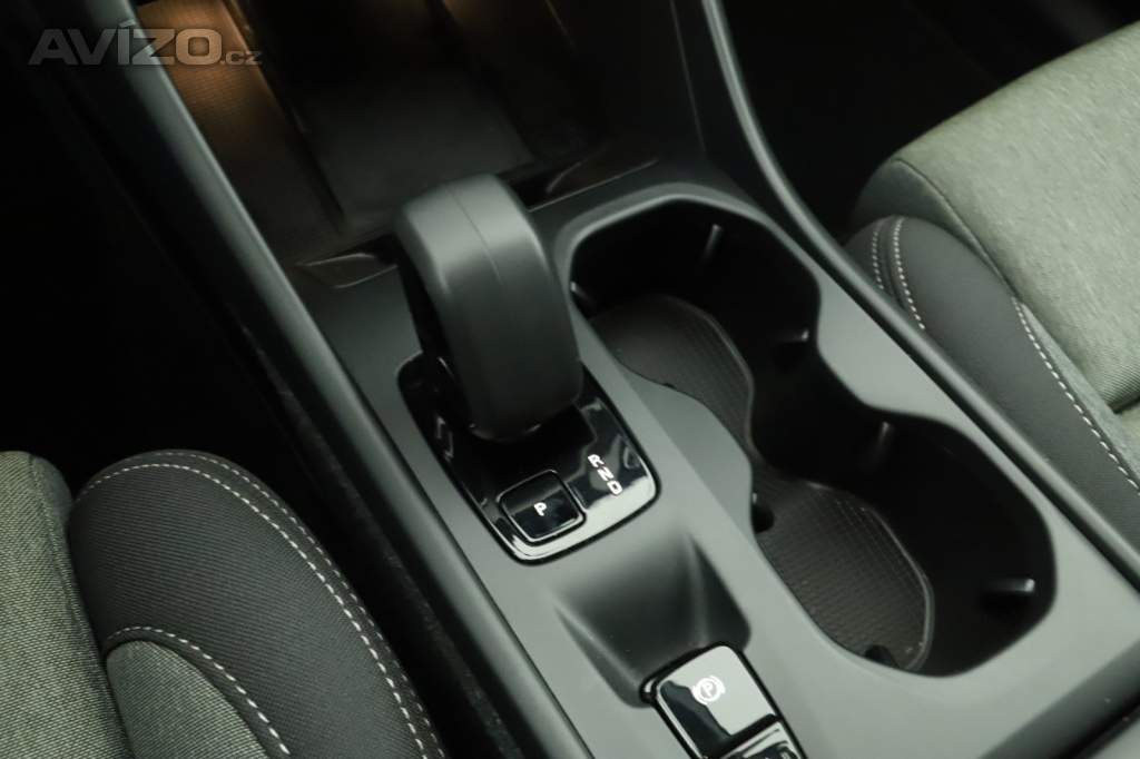 Foto inzerátu Volvo XC40 B3