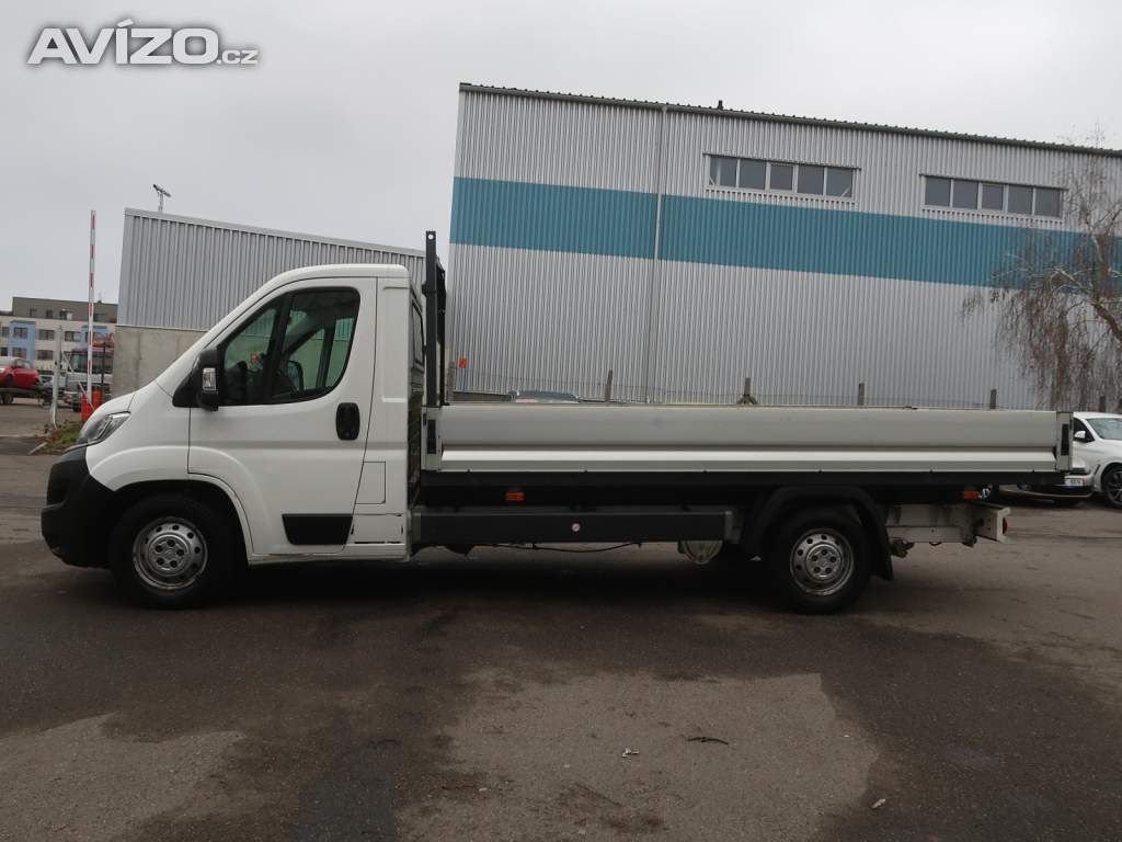 Foto inzerátu Citroën Jumper 2.2 BlueHDi