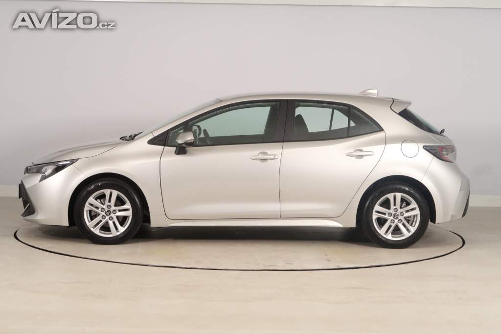Foto inzerátu Toyota Corolla 1.8 Hybrid