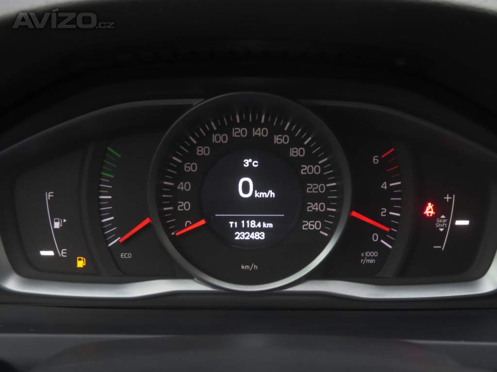 Foto inzerátu Volvo V60 D4 2.0 AWD