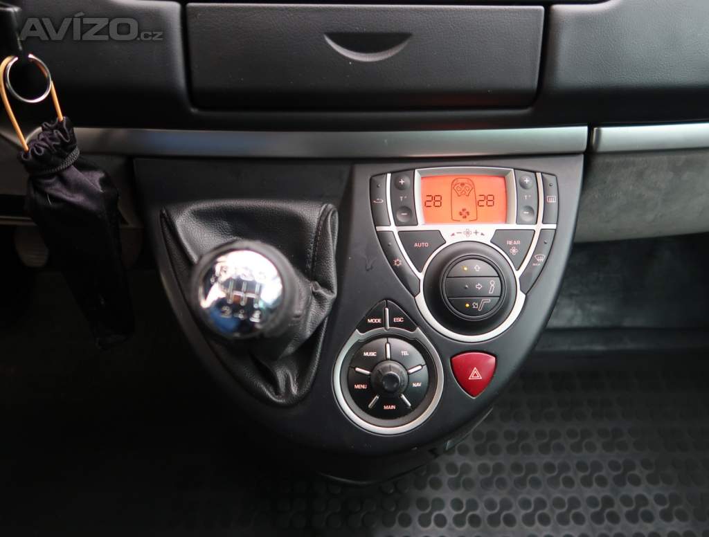 Foto inzerátu Peugeot 807 2.0 HDI