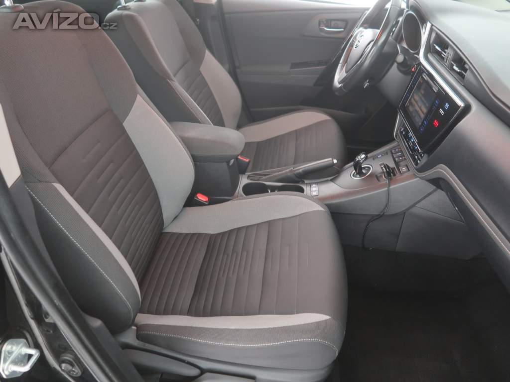 Foto inzerátu Toyota Auris Hybrid