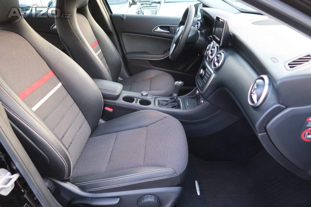 Foto inzerátu Mercedes-Benz Třídy A A 180