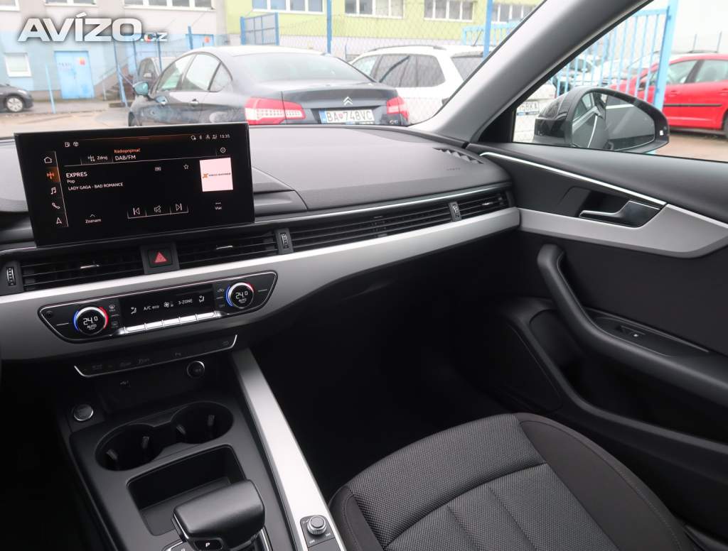 Foto inzerátu Audi A4 35 TDI