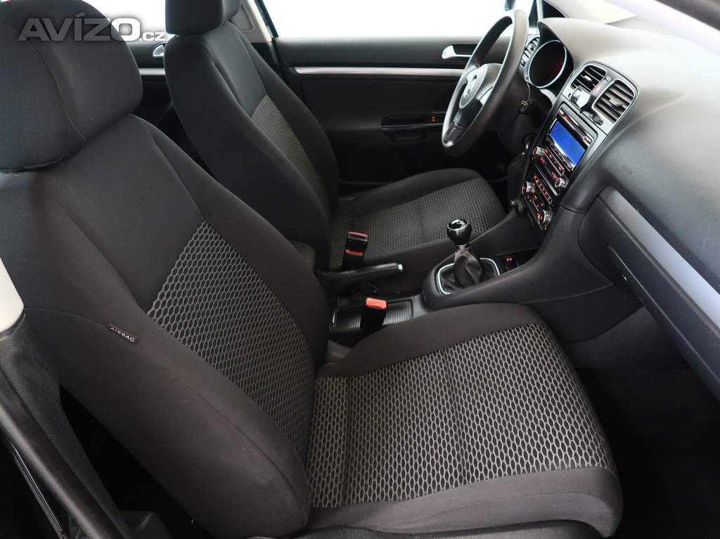 Foto inzerátu Volkswagen Golf 1.6 TDI