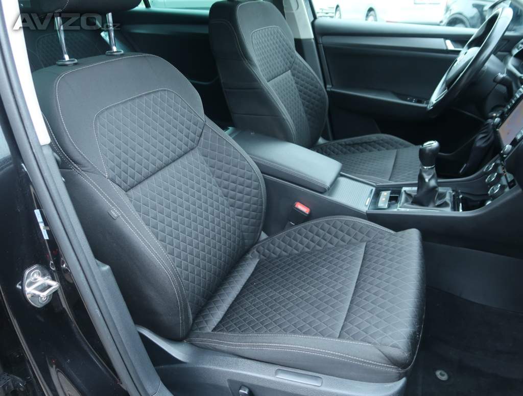 Foto inzerátu Škoda Superb 2.0 TDI