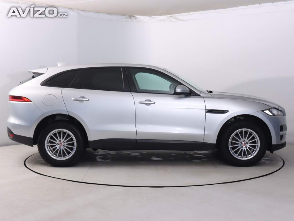 Foto inzerátu Jaguar F-Pace 20d AWD