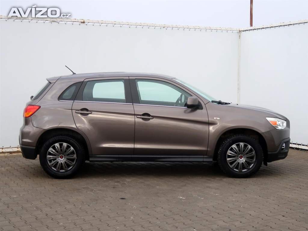 Foto inzerátu Mitsubishi ASX 1.8 DI-D MIVEC