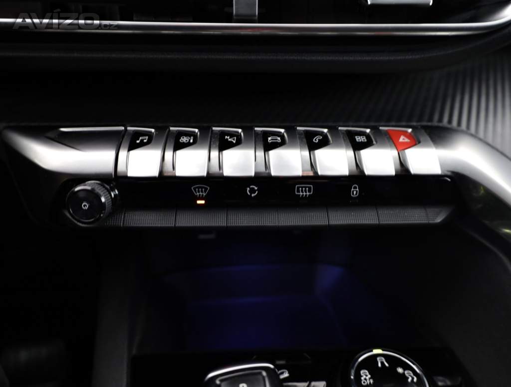 Foto inzerátu Peugeot 3008 1.5 BlueHDi