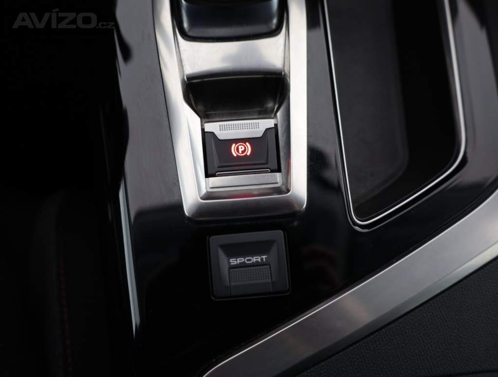 Foto inzerátu Peugeot 3008 1.5 BlueHDi