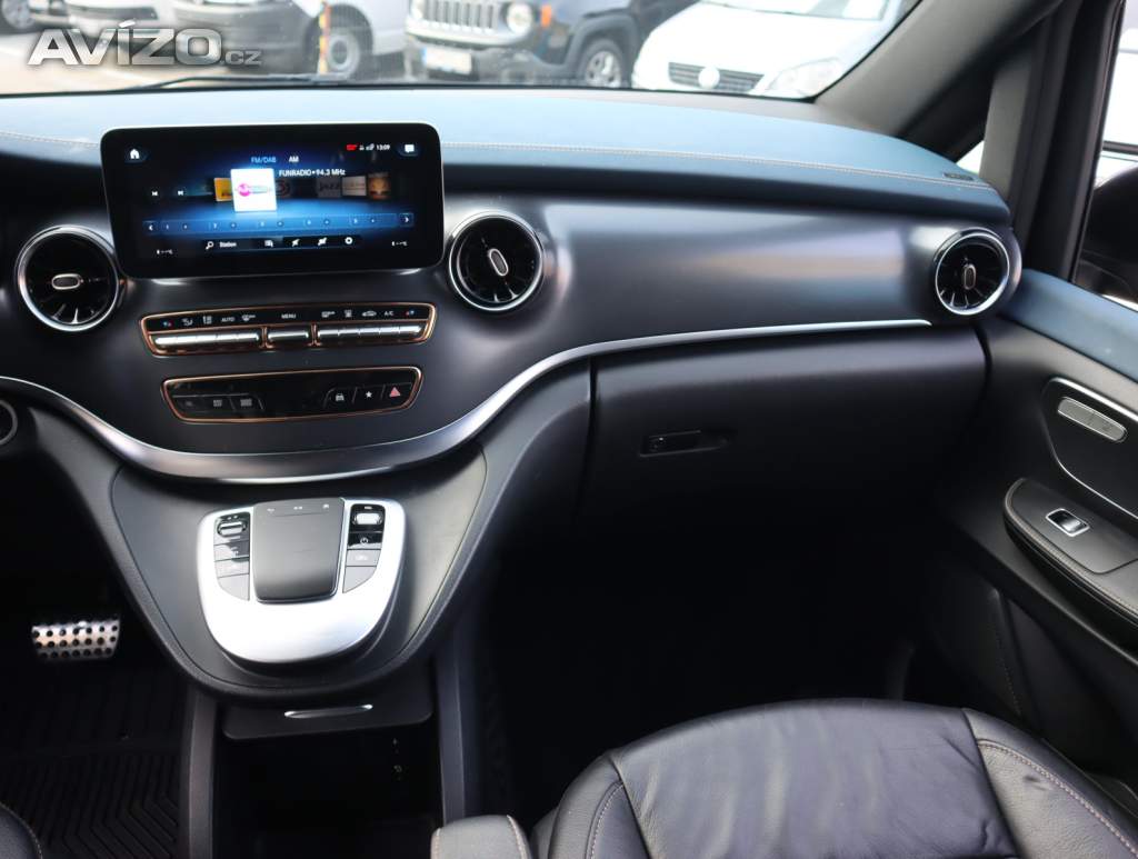 Foto inzerátu Mercedes-Benz EQV EQV 300