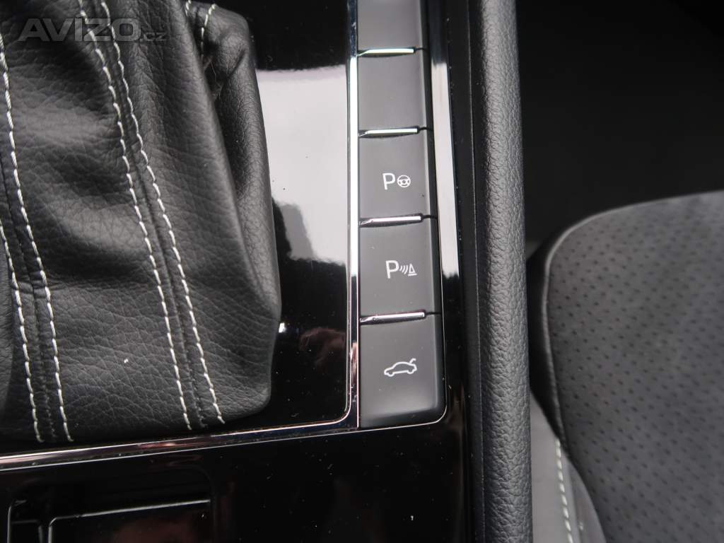 Foto inzerátu Škoda Superb 2.0 TDI