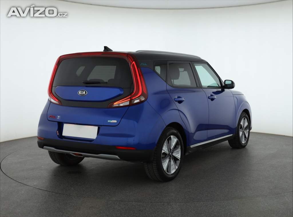 Foto inzerátu Kia e-Soul 64 kWh