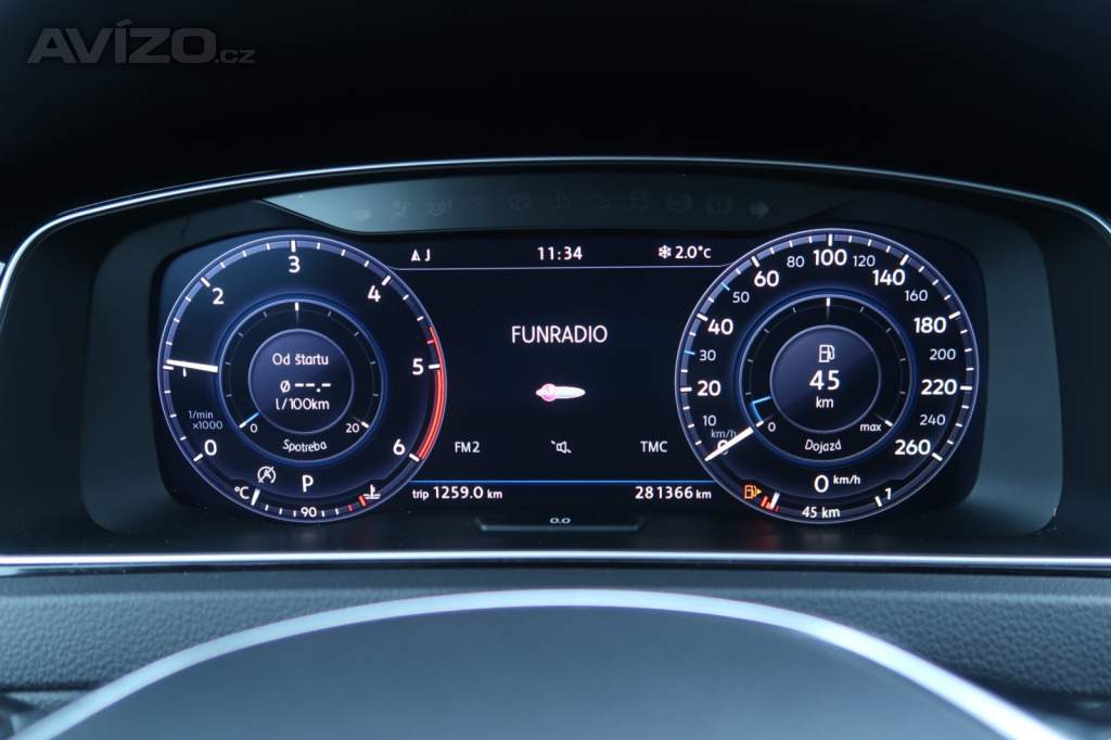 Foto inzerátu Volkswagen Golf 1.6 TDI