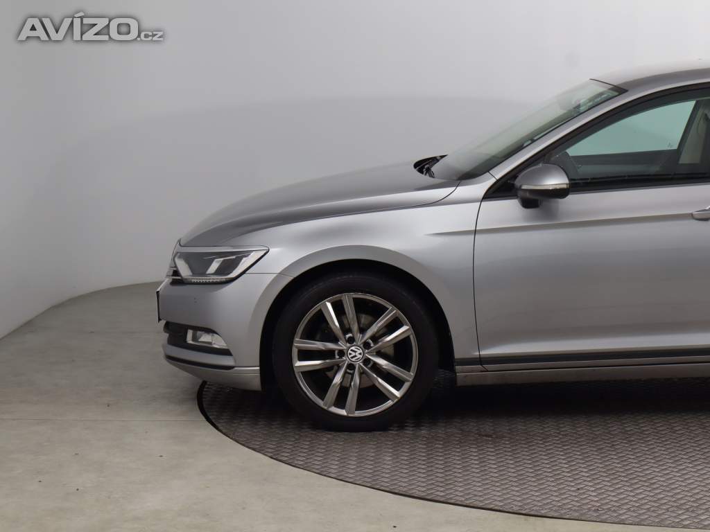Foto inzerátu Volkswagen Passat 2.0 TDI