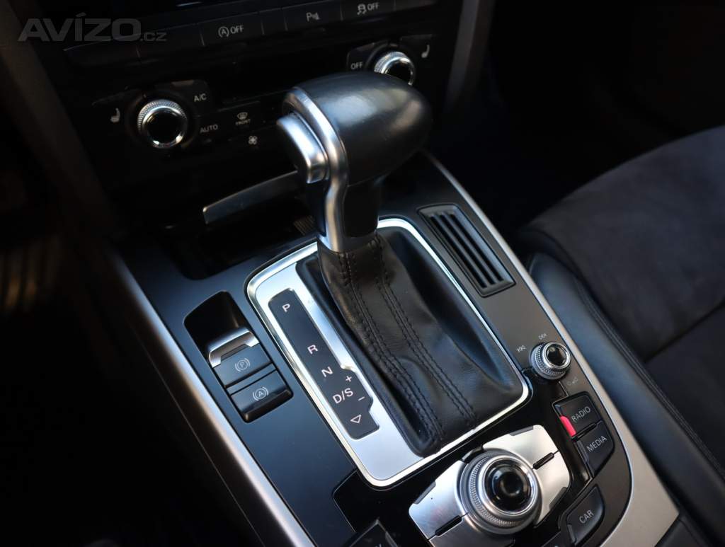 Foto inzerátu Audi A4 3.0 TDI