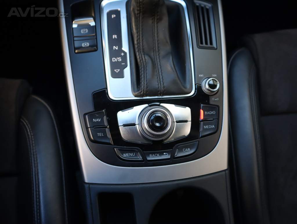 Foto inzerátu Audi A4 3.0 TDI