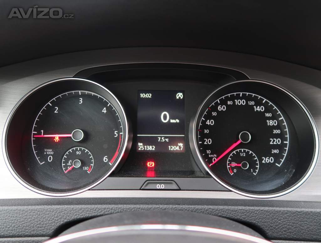 Foto inzerátu Volkswagen Golf 2.0 TDI