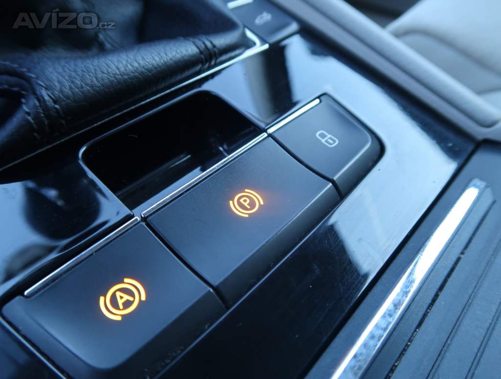 Foto inzerátu Škoda Superb 2.0 TDI