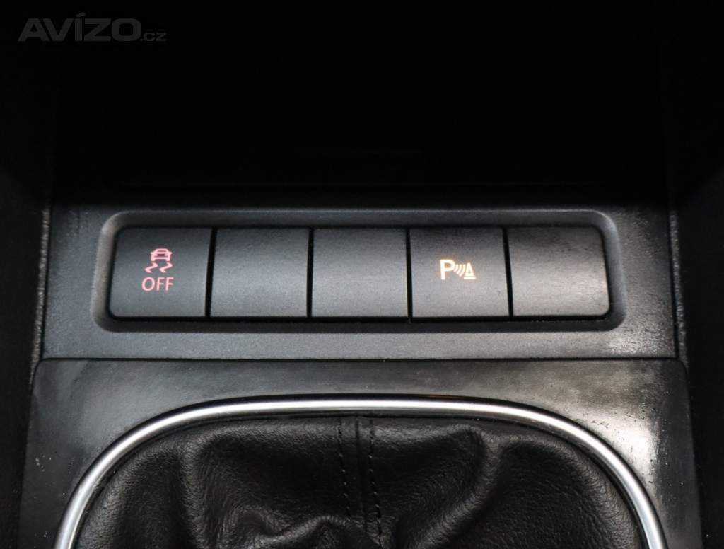 Foto inzerátu Volkswagen Golf 2.0 TDI