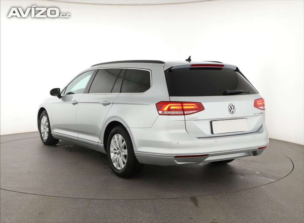 Foto inzerátu Volkswagen Passat 2.0 TDI