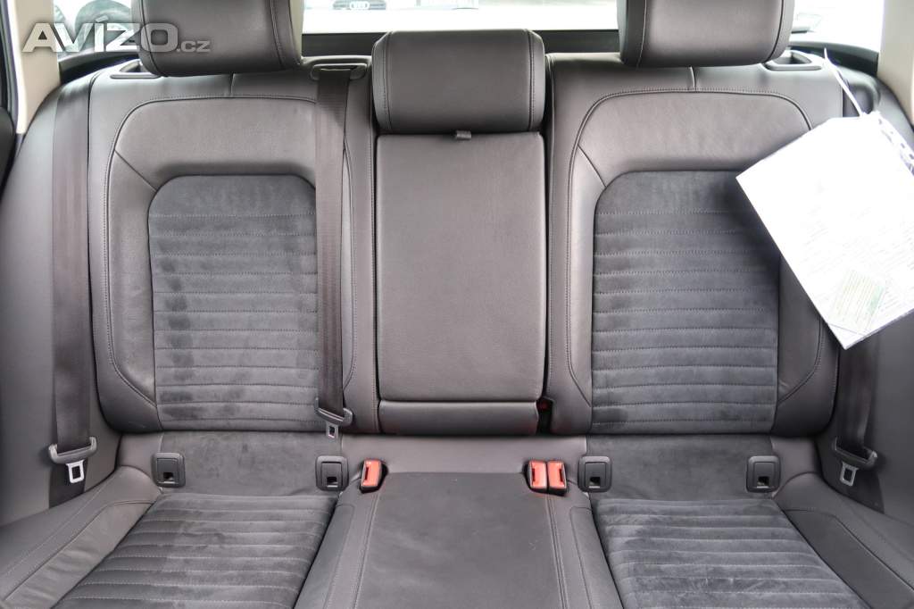 Foto inzerátu Volkswagen Passat 2.0 TDI