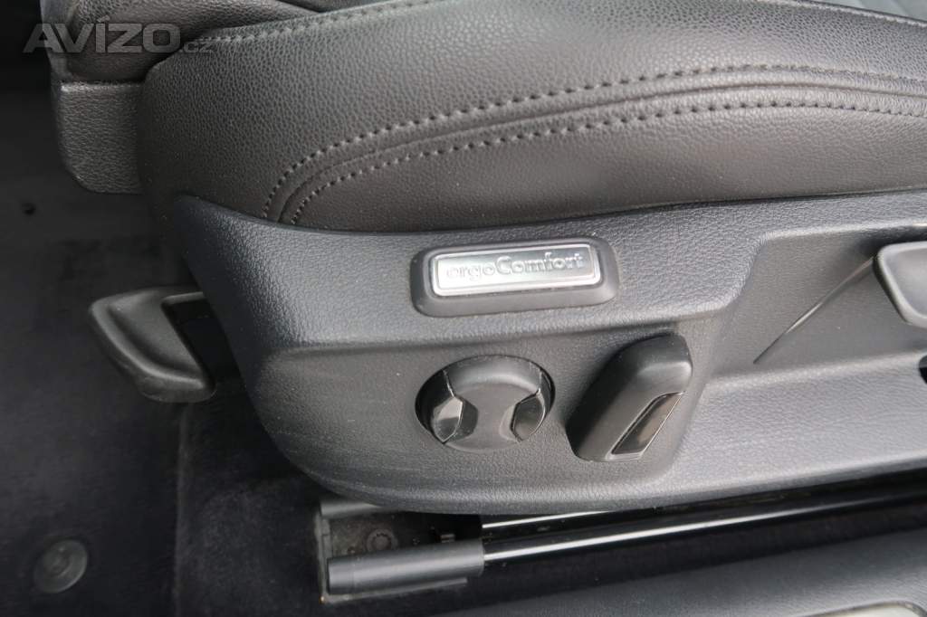 Foto inzerátu Volkswagen Passat 2.0 TDI