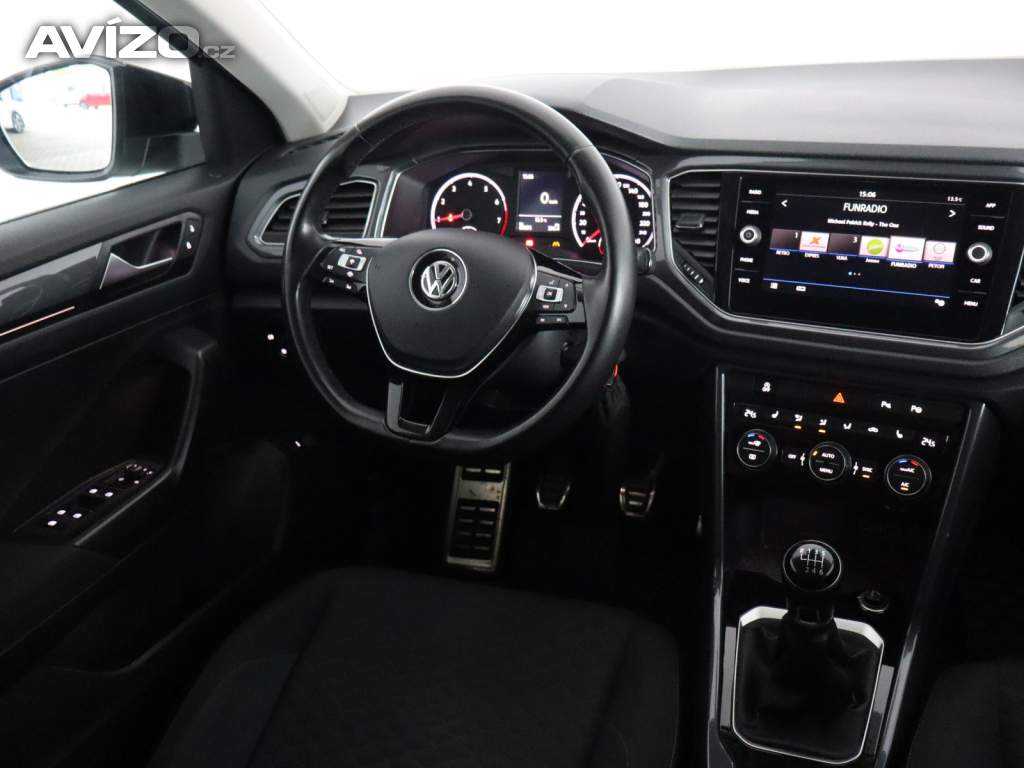 Foto inzerátu Volkswagen T-Roc 1.5 TSI