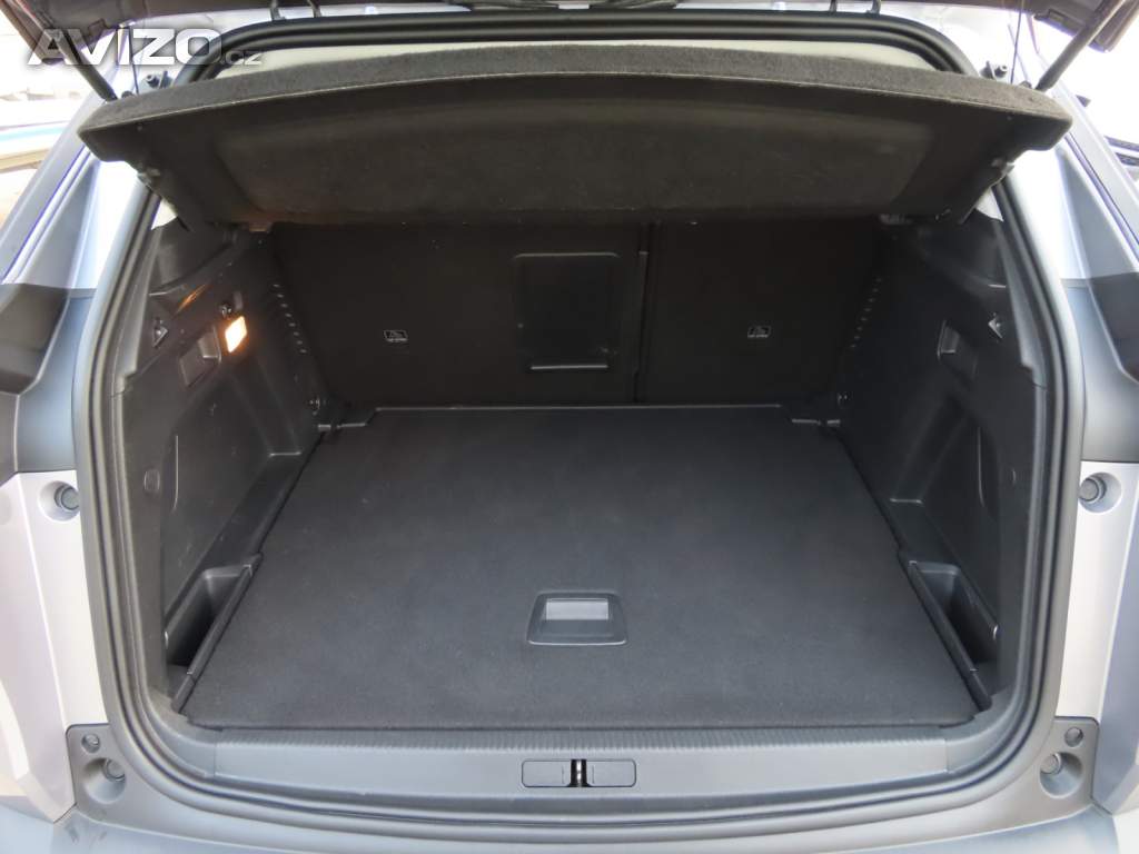 Foto inzerátu Peugeot 3008 1.5 BlueHDi