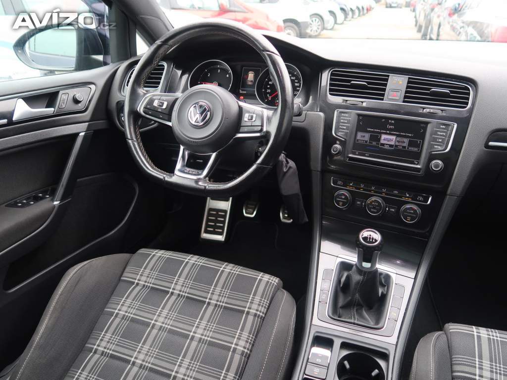 Foto inzerátu Volkswagen Golf 2.0 TDI GTD