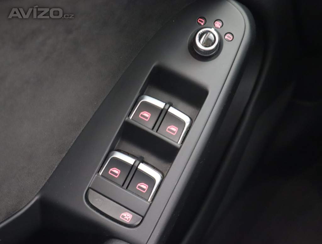 Foto inzerátu Audi A4 2.0 TDI