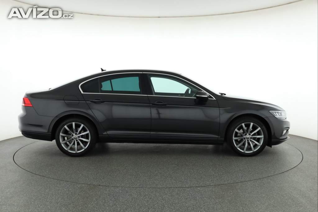 Foto inzerátu Volkswagen Passat 1.5 TSI