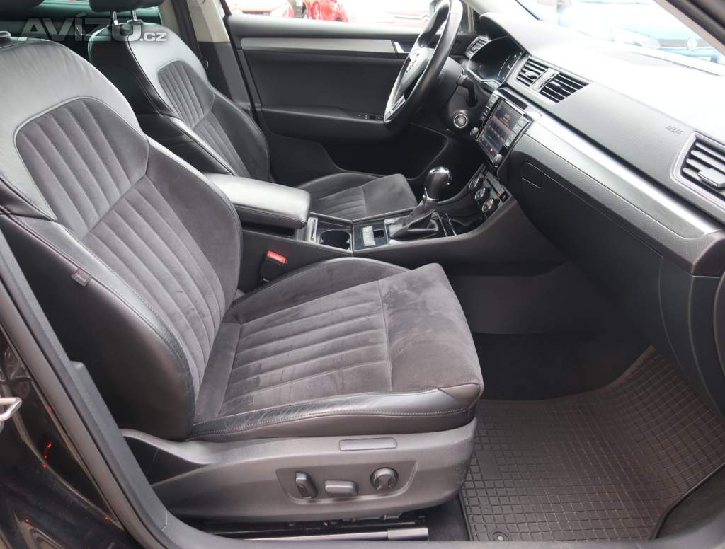 Foto inzerátu Škoda Superb 2.0 TDI