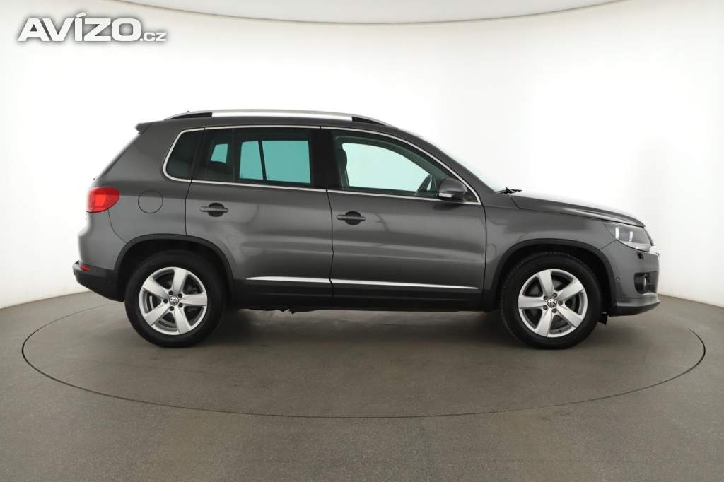 Foto inzerátu Volkswagen Tiguan 2.0 TDI