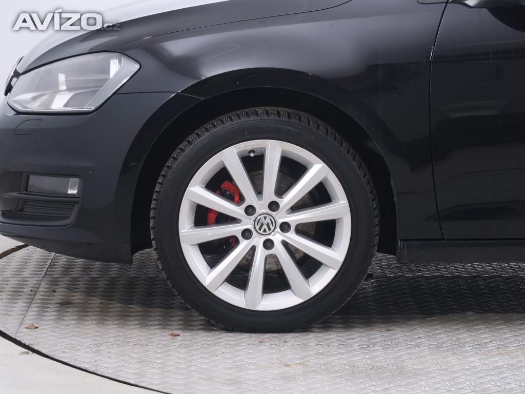 Foto inzerátu Volkswagen Golf 1.2 TSI