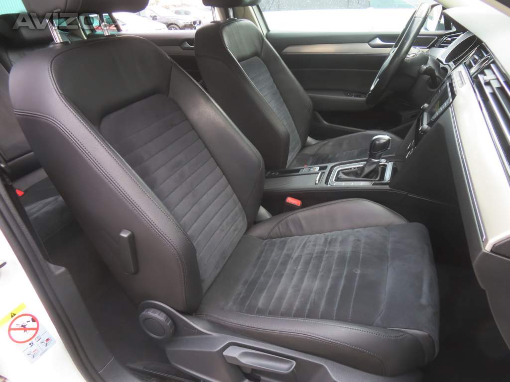 Foto inzerátu Volkswagen Passat 2.0 TDI