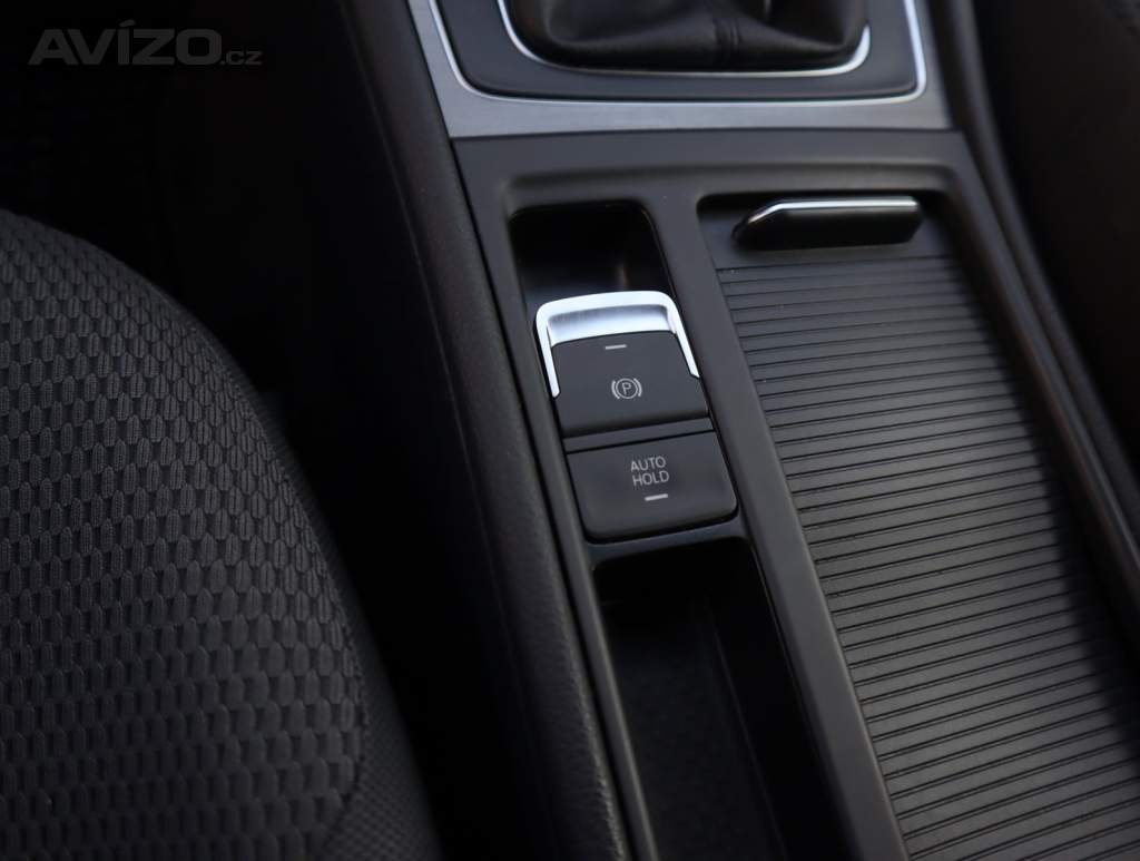 Foto inzerátu Volkswagen Golf 1.2 TSI