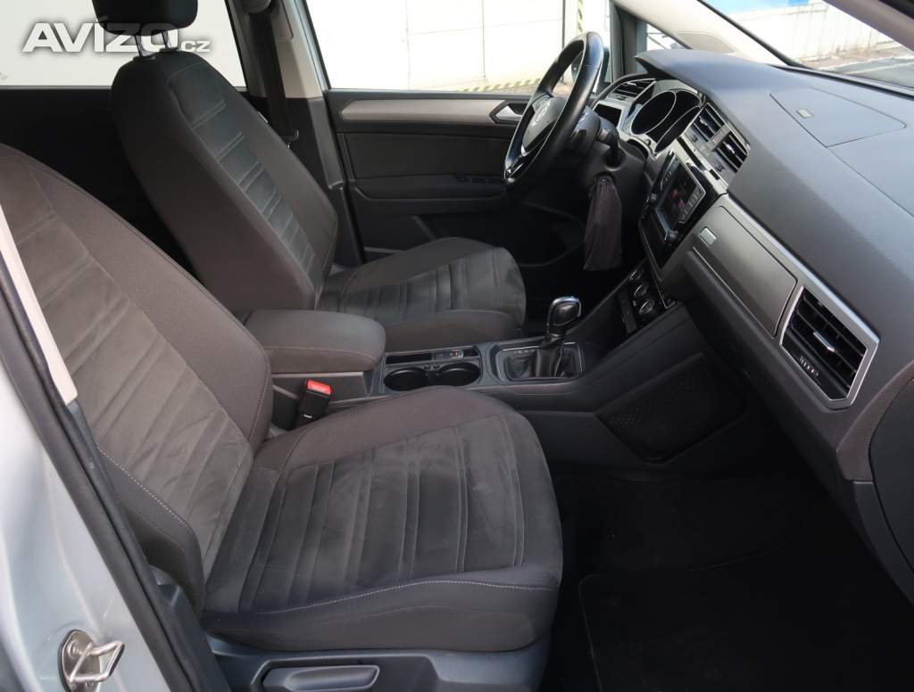 Foto inzerátu Volkswagen Touran 2.0 TDI